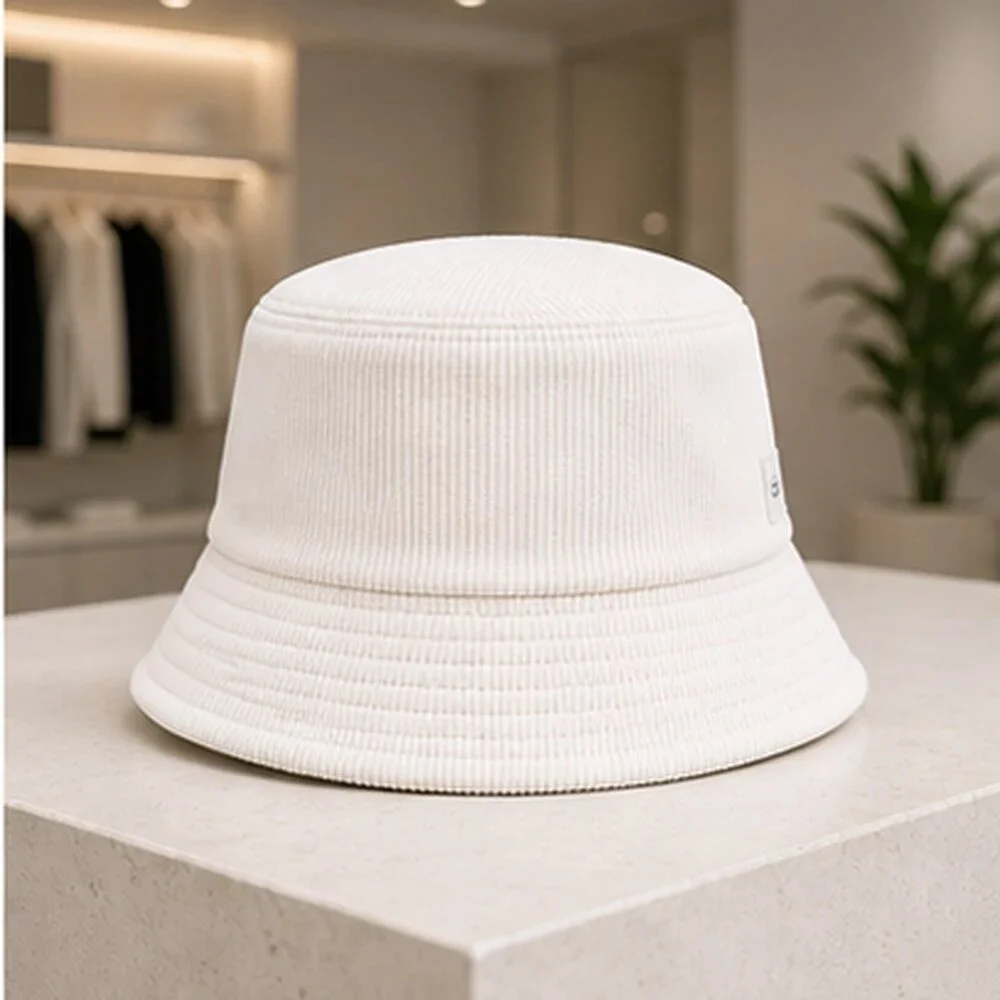 ALO Yoga Black Studio Bucket Hat Sporty